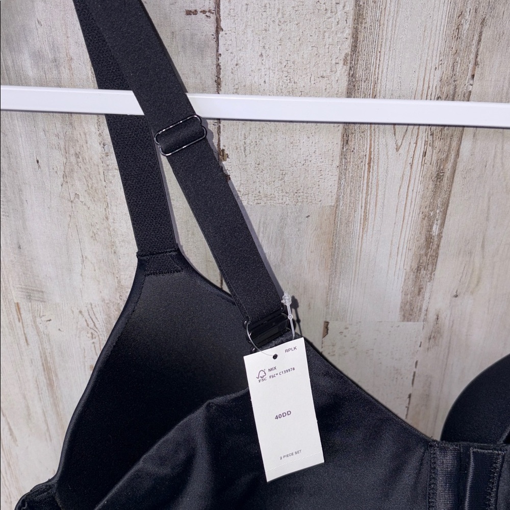 Black Women’s T-Shirt Bra - Classic Support 40DD NWT - Picture 5 of 11